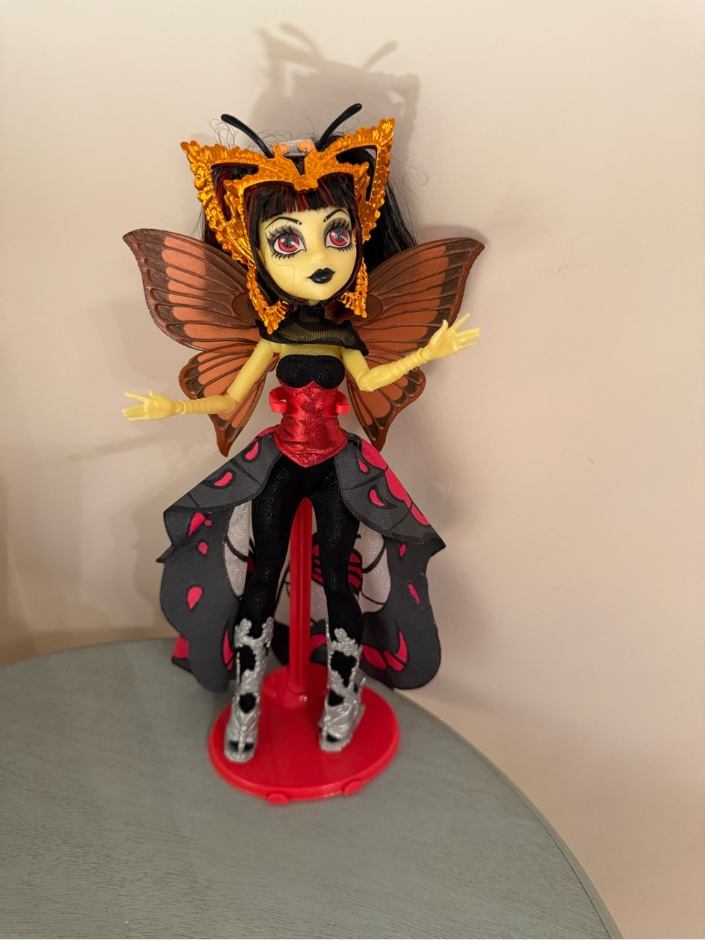 Monster High Boo York Luna Mothews G1 Doll